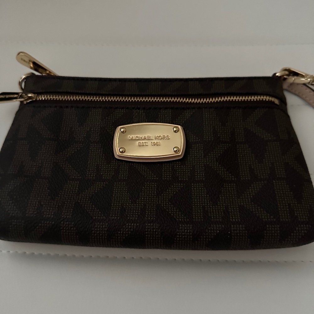 Michael Kors Large Wristlet